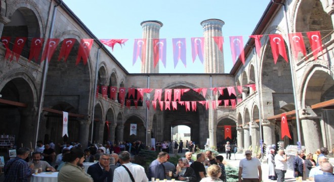 Erzurum Kültür ve Sanat Şenliği başladı